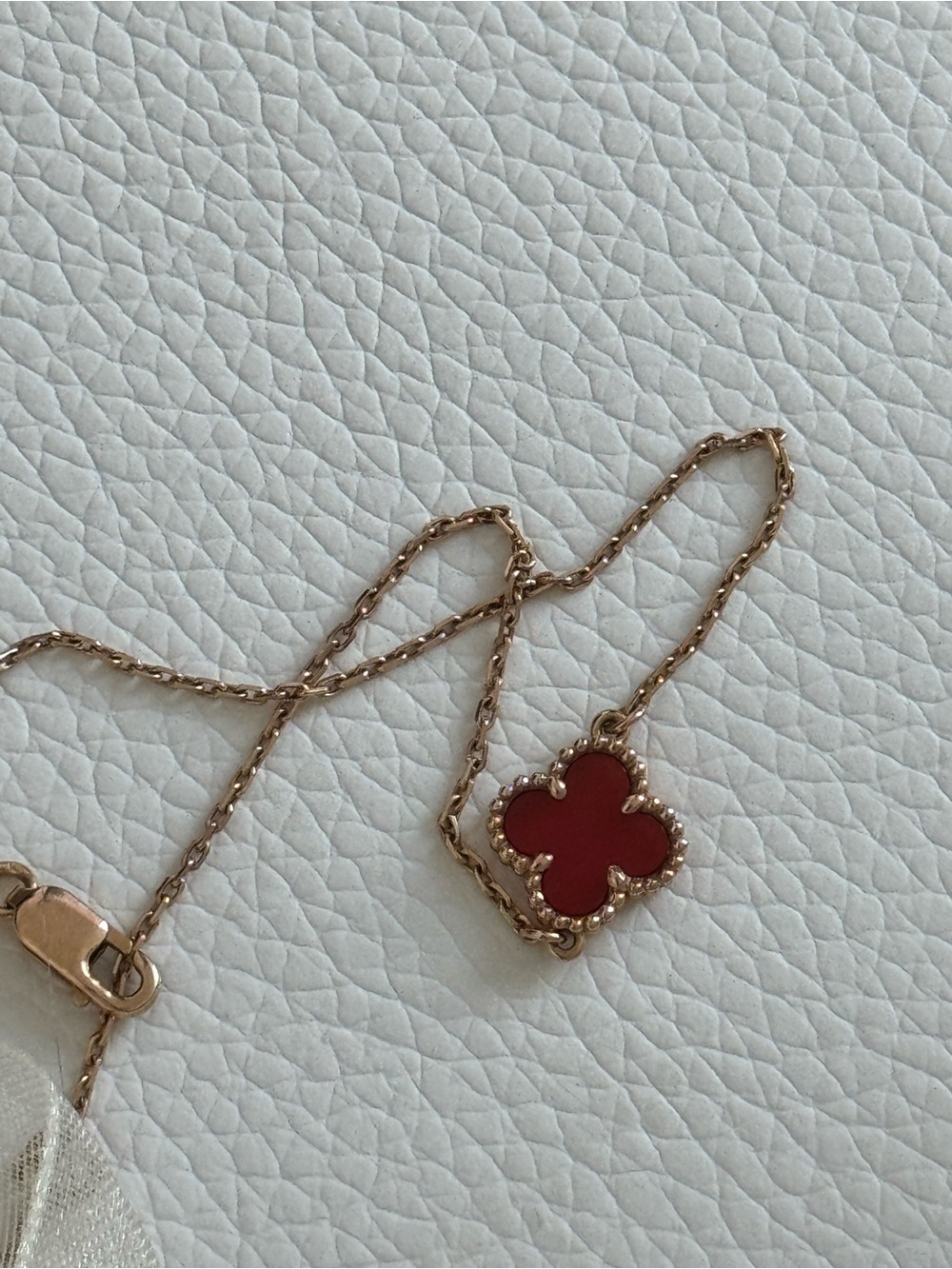 Van clef Sweet Alhambra bracelet Carnelian - Picture 7 of 11